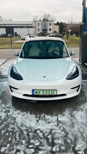 Tesla Model 3 2023