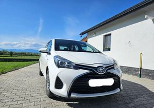 Toyota Yaris III Hybrid 100 Active EU6 2015