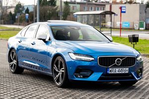 Volvo S90 D5 AWD Geartronic R Design 2017
