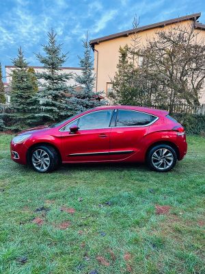 Citroën DS4 VTi 120 SoChic 2011