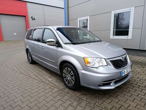 Lancia Voyager 2.8CRD S 2014