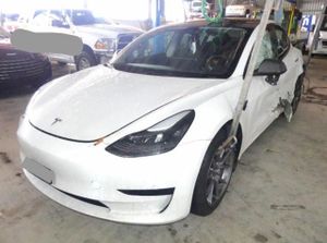 Tesla Model 3 Standard Reichweite Plus Hinterradantrieb 2022