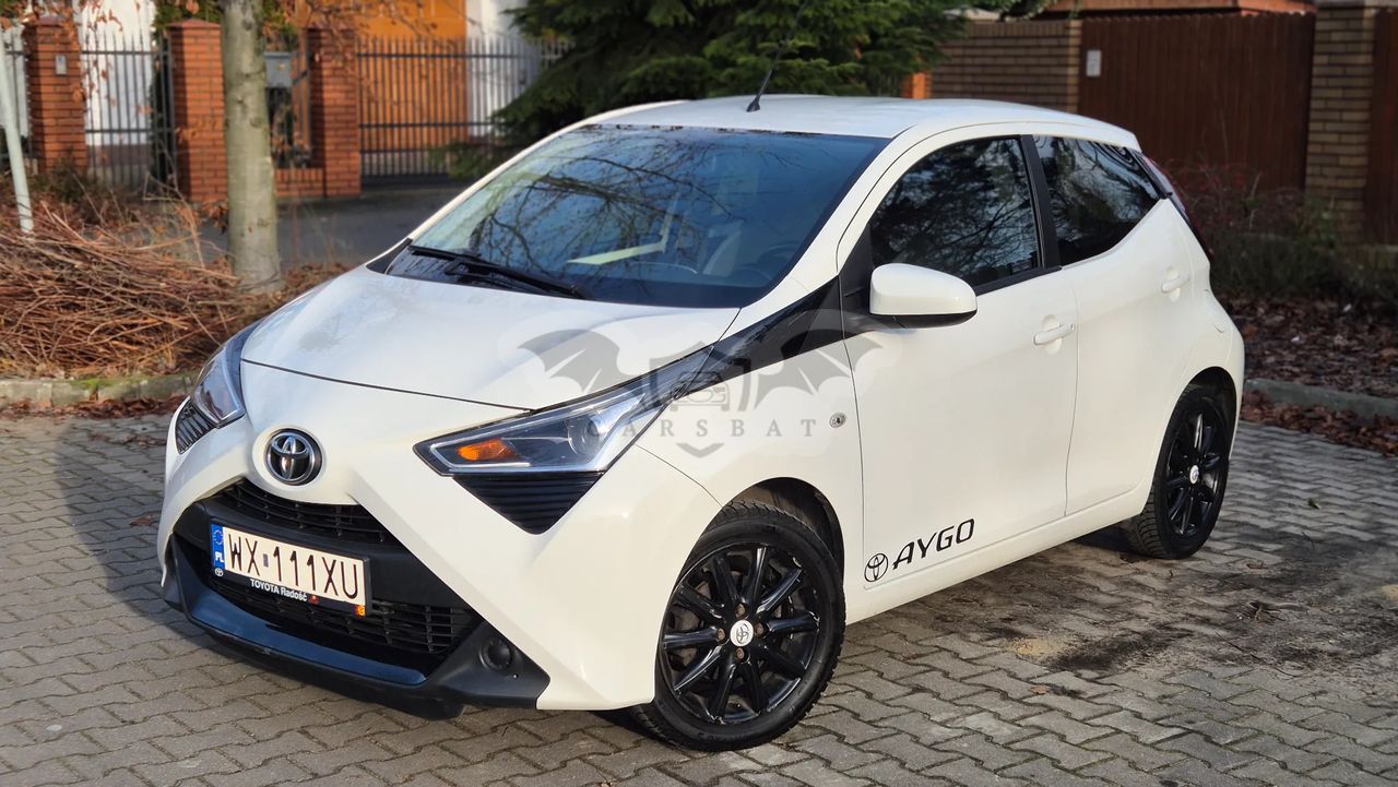 Toyota Aygo II x-play 2021