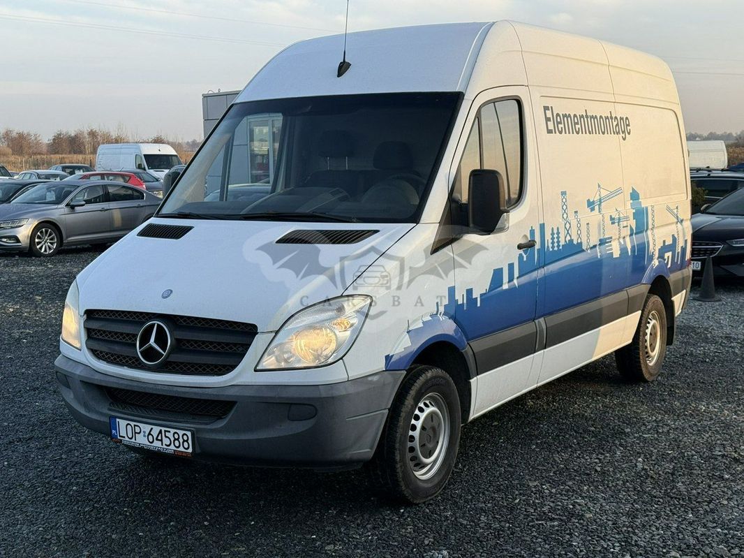 Mercedes-Benz Sprinter 2011