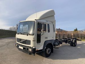 Volvo FL 2004