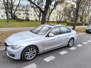 BMW 3 Series F30/F31 320d 2012