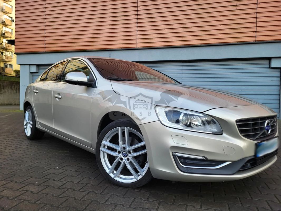 Volvo S60 II D3 Momentum 2016