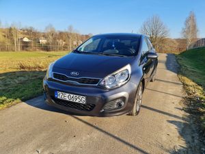 Kia Rio III 1.2 Dream Team Edition 2013