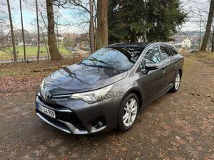 Toyota Avensis III Touring Sports 1.8 Edition S+ 2017