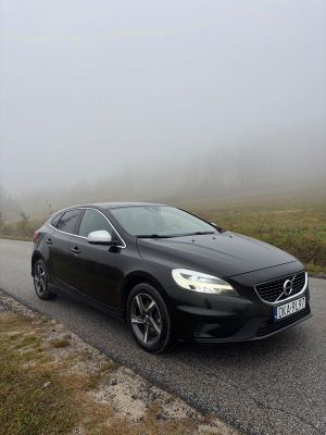 Volvo V40 II D3 Drive-E R-Design Momentum 2018