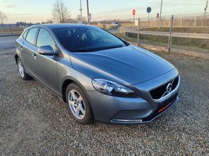 Volvo V40 II D2 Momentum 2018