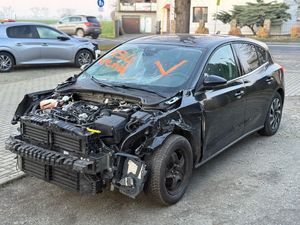 Ford Focus Mk4 1.0 EcoBoost Hybrid ACTIVE X 2023