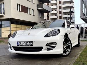 Porsche Panamera 4S PDK 2011