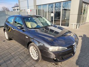 Alfa Romeo 147 1.9 JTD 8V M-Jet DPF Progression 2005