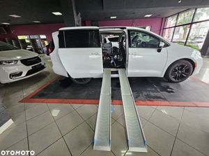 Chrysler Pacifica 2022