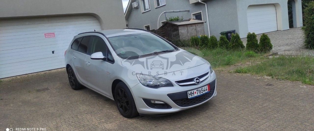 Opel Astra J 1.7 CDTI DPF Design Edition 2014