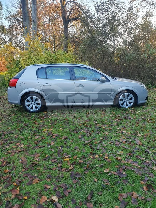Opel Signum 2.8 V6 Turbo Automatik Cosmo Plus 2007