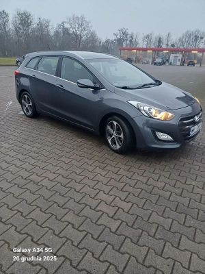 Hyundai i30 II 1.6 CRDI Intro Edition 2016