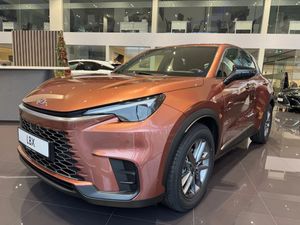 Lexus LBX 1.5 Hybrid 2025