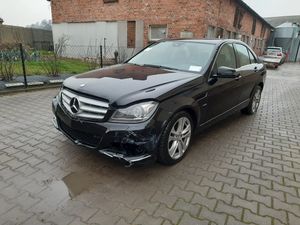 Mercedes-Benz C W204 200 CDI DPF (BlueEFFICIENCY) Avantgarde 2011