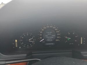 Mercedes-Benz E W211 200 CDI Classic 2006