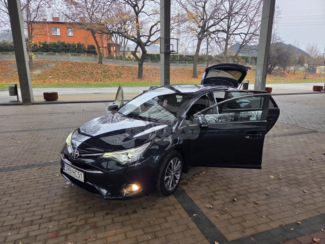 Toyota Avensis III 1.8 Premium 2016