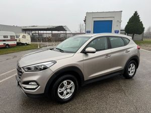 Hyundai Tucson III blue 1.6 GDi 2WD Navi 2018