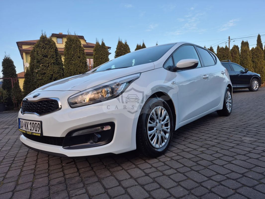 Kia Ceed II 1.4 CVVT UEFA EURO 2016 2015