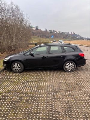 Opel Astra J 1.7 CDTI DPF Style 2011