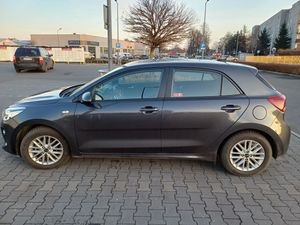 Kia Rio IV 1.2 L 2017