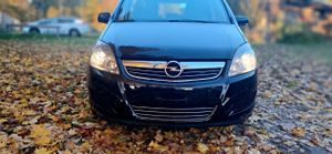 Opel Zafira B 1.8 Enjoy 2011