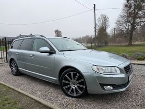 Volvo V70 III D3 Summum 2016