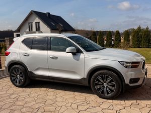 Volvo XC40 D4 AWD Geartronic Momentum Pro 2020