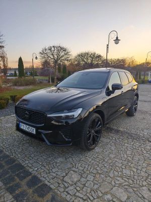 Volvo XC60 II T6 Plug-In Hybrid AWD Ultra Dark 2024