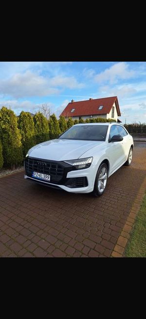 Audi Q8 55 TFSI quattro tiptronic 2023