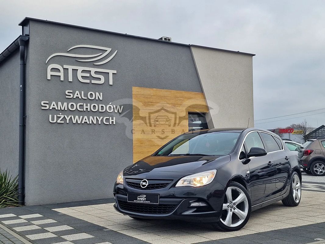 Opel Astra J 1.4 T Sport 2011
