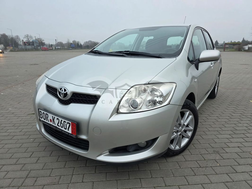 Toyota Auris I 1.6 Life 2010