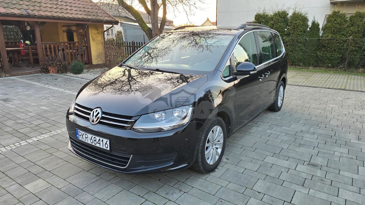 Volkswagen Sharan II 2.0 TSI DSG Highline 2013