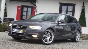 Audi A4 B8 2.0 TDI DPF S line Sportpaket 2012