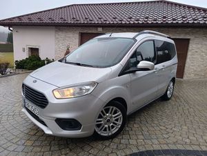 Ford Tourneo Courier 1.5 TDCi S&S Titanium 2019