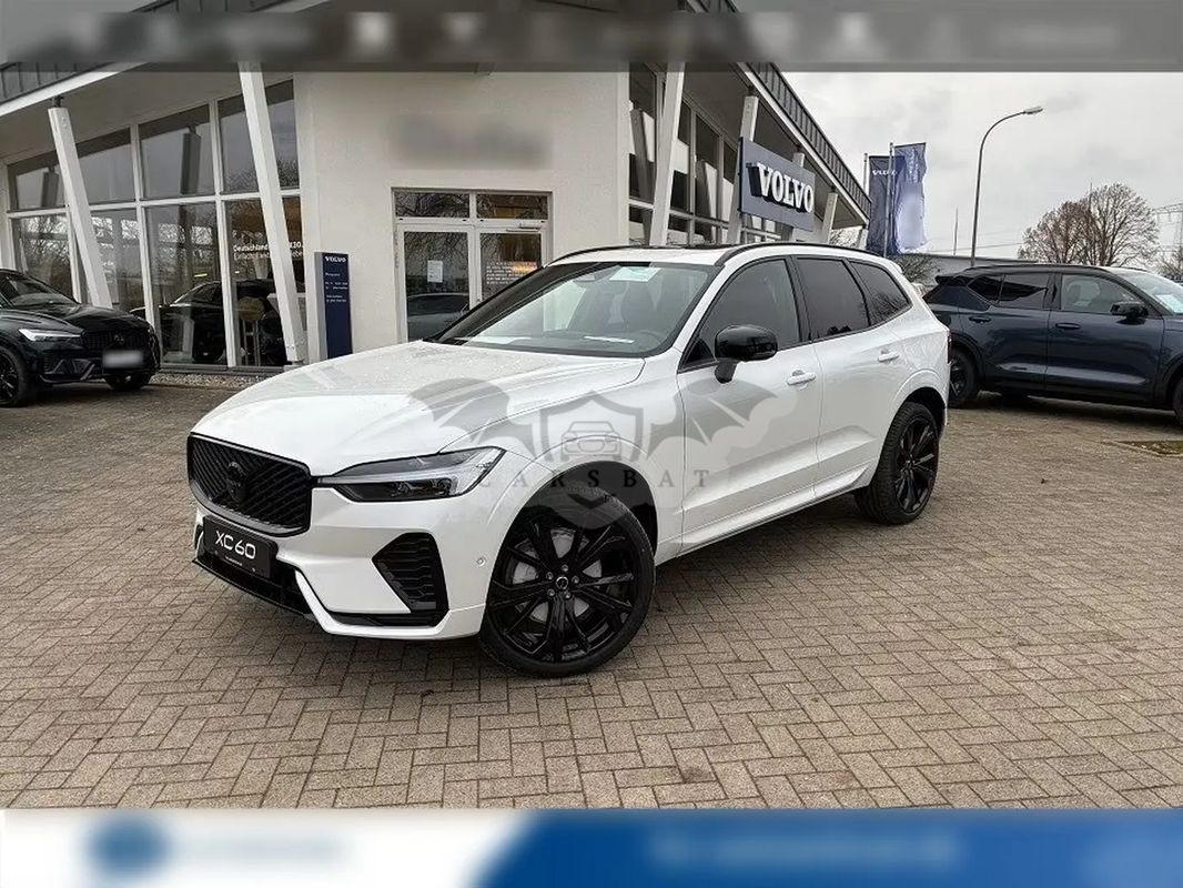 Volvo XC60 II B5 B AWD Plus Black Edition 2025