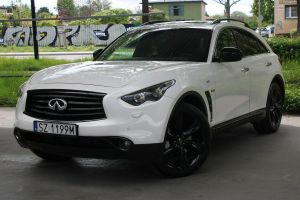 Infiniti QX70 2015