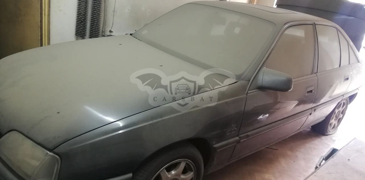 Opel Omega A 2.0i GL 1994