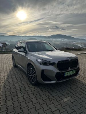 BMW iX1 2023