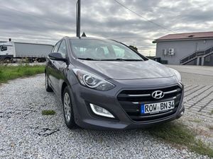 Hyundai i30 II i30cw 1.6 CRDi Trend 2015