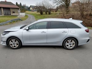 Kia Ceed III 1.5 T-GDI MHEV L 2022