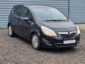 Opel Meriva II 1.4 T Cosmo 2012