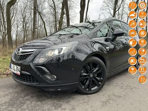 Opel Zafira C 2015