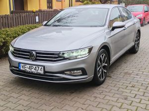 Volkswagen Passat B8 1.5 TSI EVO Business DSG 2021