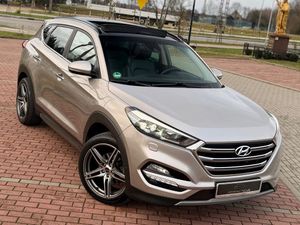 Hyundai Tucson III 2.0 CRDI Premium 4WD 2017